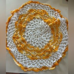 Vintage crochet doily variegated orange and white 17”x18”